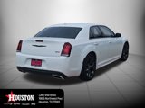 Used 2022 Chrysler 300 Touring L image 3