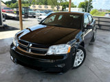 Used 2013 Dodge Avenger SE image 2