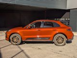 Certified 2024 Porsche Macan image 2