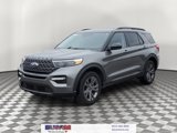 Used 2022 Ford Explorer XLT w/ Equipment Group 202A image 2
