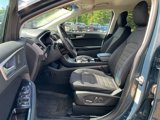 Used 2019 Ford Edge SEL image 2