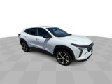 New 2025 Chevrolet Trax RS w/ Sunroof Package image 2