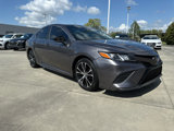 Used 2020 Toyota Camry SE image 3