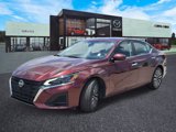 Used 2023 Nissan Altima 2.5 SV image 3