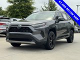 Used 2022 Toyota RAV4 SE image 3
