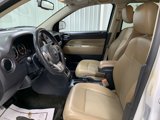 Used 2017 Jeep Compass Latitude image 3
