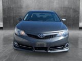 Used 2014 Toyota Camry SE image 2