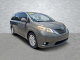 Used 2013 Toyota Sienna XLE image 2