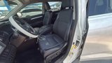 Used 2015 Toyota Highlander LE image 3
