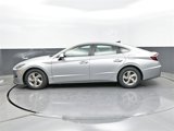 Used 2021 Hyundai Sonata SE image 2