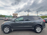 Used 2009 Chevrolet Traverse LS image 3