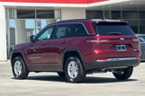 New 2025 Jeep Grand Cherokee Laredo image 4