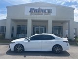 Used 2022 Toyota Camry SE image 2
