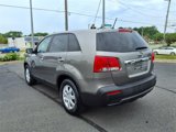 Used 2011 Kia Sorento LX image 5