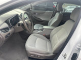 Used 2017 Chevrolet Malibu LT image 3