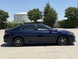 Used 2022 Toyota Camry SE image 3