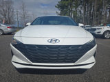 Used 2023 Hyundai Elantra SE image 3