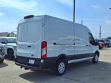 Used 2022 Ford E-Transit Medium Roof image 2