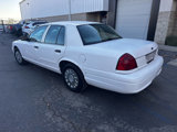 Used 2005 Ford Crown Victoria Police Interceptor image 2