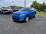 Used 2017 Jeep Compass Latitude w/ Popular Equipment Group image 3