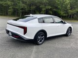 New 2025 Kia K4 LXS image 3