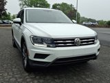 Certified 2019 Volkswagen Tiguan SE w/ Panoramic Sunroof Package image 2