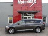 Used 2017 Chrysler Pacifica Touring-L Plus image 5