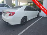 Used 2014 Toyota Camry SE image 2