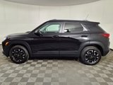 Used 2022 Chevrolet TrailBlazer LT w/ Convenience Package image 3