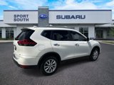 Used 2020 Nissan Rogue SV image 3