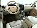 Used 2007 Ford Explorer XLT image 4