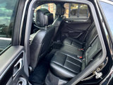Used 2018 Porsche Macan S image 5
