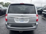 Used 2013 Chrysler Town & Country Touring image 5