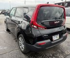 Used 2022 Kia Soul LX image 2