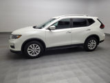 Used 2018 Nissan Rogue SV image 2