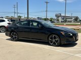 Used 2023 Nissan Altima 2.5 SR image 3