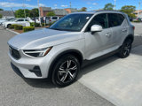 Used 2025 Volvo XC40 B5 Core image 4