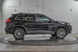 Used 2019 Jeep Cherokee Latitude Plus w/ Comfort/Convenience Group image 5