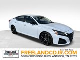 Used 2023 Nissan Altima 2.5 SR image 1