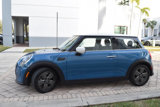 Used 2022 MINI Cooper 2-Door Hardtop image 4