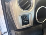 Used 2009 Pontiac Vibe AWD w/ Sun And Sound Package image 5