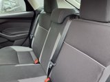 Used 2013 Ford Focus SE w/ SE Winter Pkg image 4