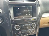 Used 2016 Ford Explorer XLT w/ Equipment Group 202A image 5