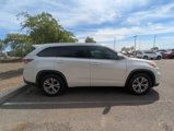 Used 2014 Toyota Highlander XLE image 2