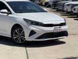 Used 2022 Kia Forte LXS image 2
