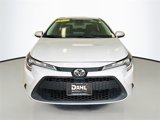 Used 2022 Toyota Corolla LE image 2