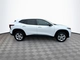 Used 2025 Chevrolet Trax LS image 4