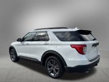 Certified 2022 Ford Explorer XLT w/ Equipment Group 202A image 3