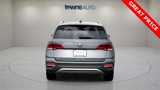 Used 2022 Volkswagen Taos SE image 4