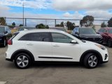Used 2022 Kia Niro LX image 4